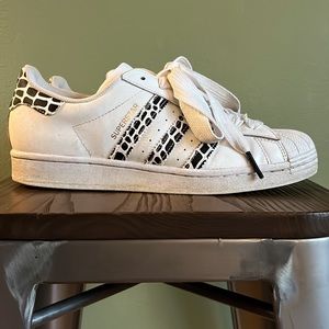 Woman Adidas Superstar sneakers